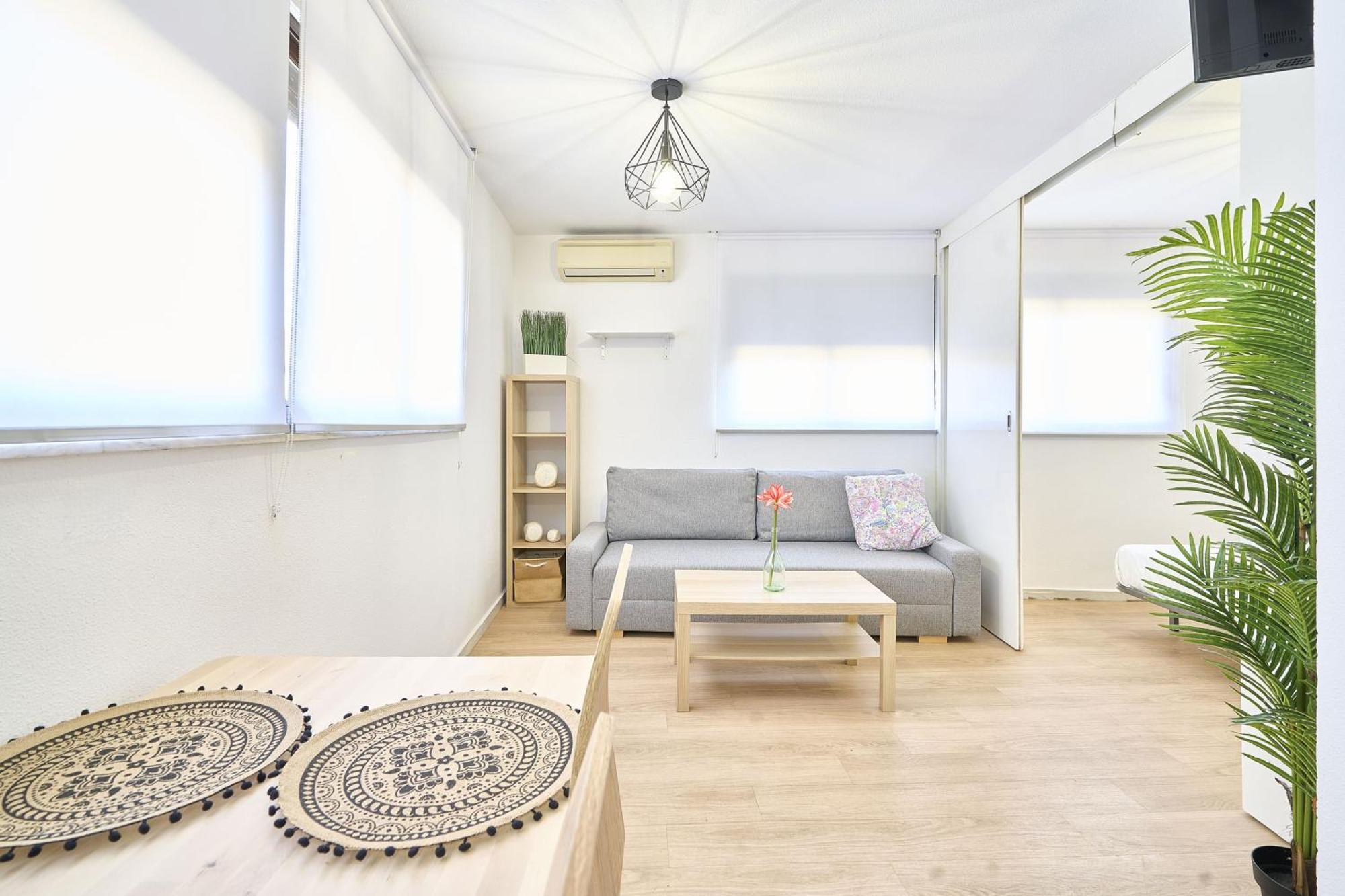 Traviesa 22 By Keyhom Apartment Salamanca Exterior photo